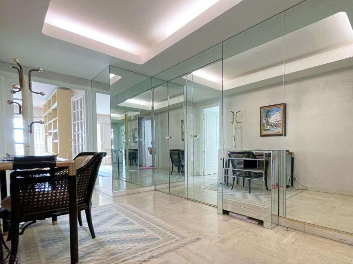 2 Bedroom Apartment With Parking 3 Mins From La Croisette Beach Канны Экстерьер фото